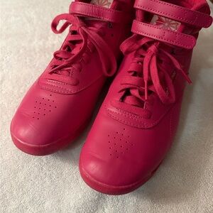 Old School Reebok Hot Pink High Tops - 😍😍😍 Size 9